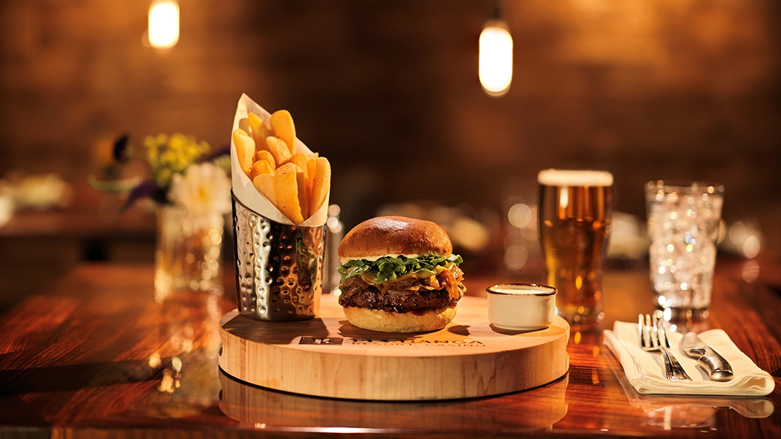 Kelseys-Burger-Stack